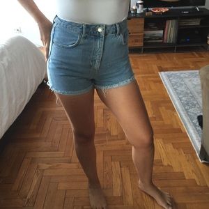 Topshop high waisted Moto Girlfriend Jean shorts